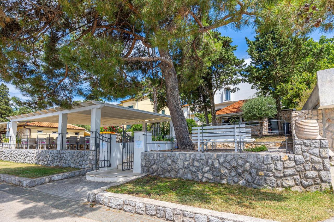 Sea La Vie Rooms Novi Vinodolski Exterior foto